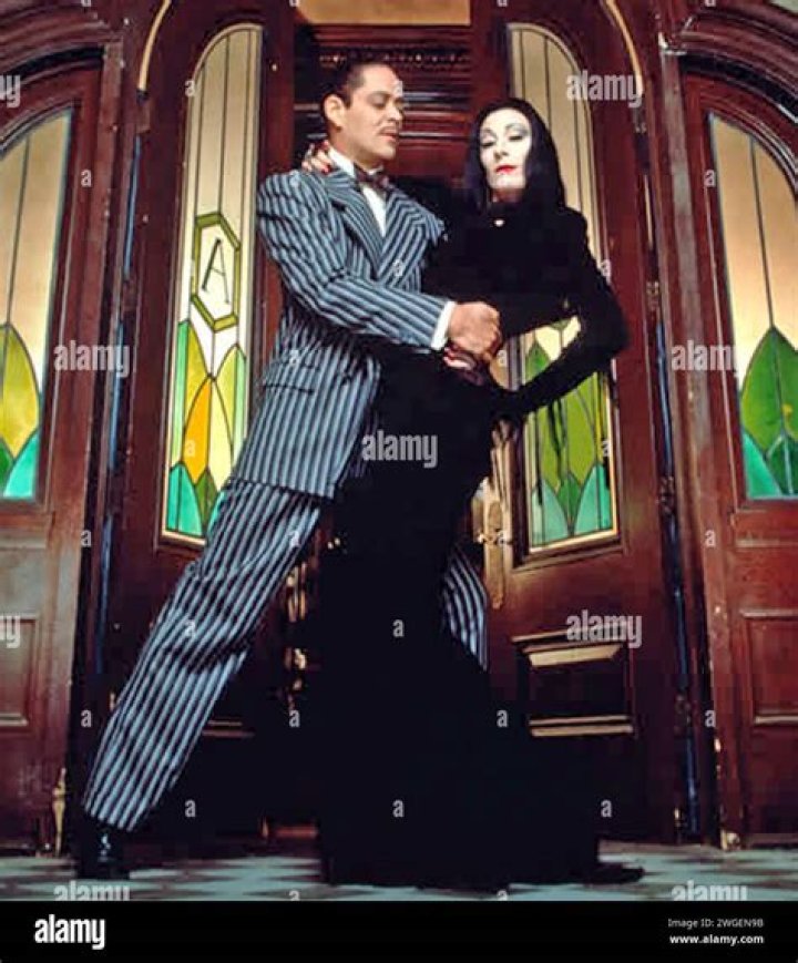 Angelica Huston's Age In "The Addams Family"